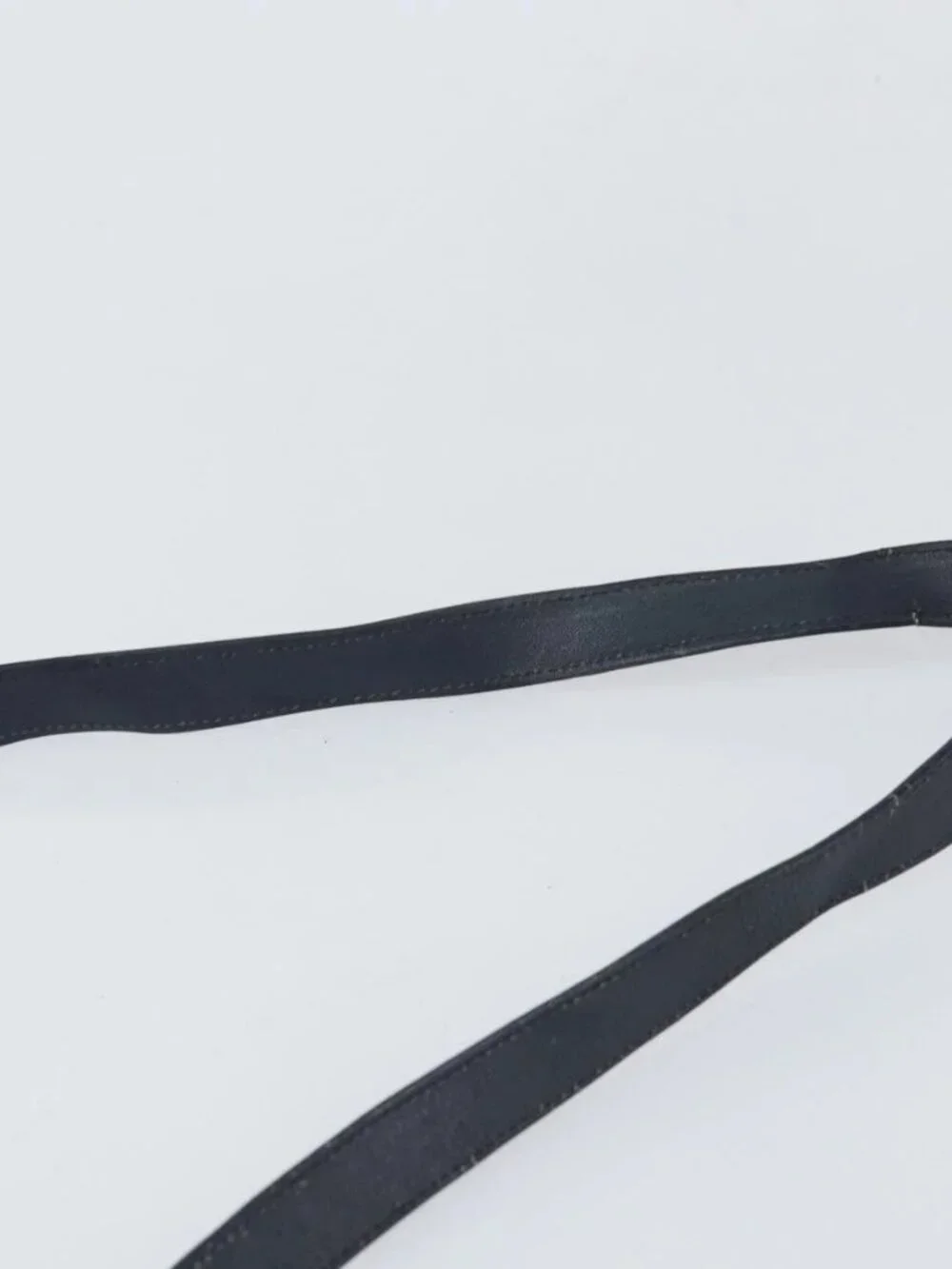 Christian Dior Shoulder Bag Leather Navy Gold Auth bs33272 - Picture 9 of 16